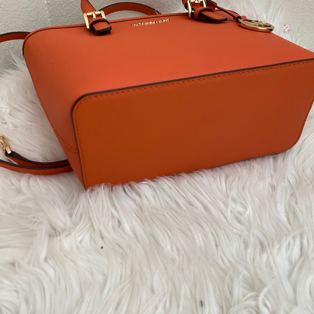 Firm ✨Michael Kors jet set XS tote Xbody bag - Picture 2 of 8